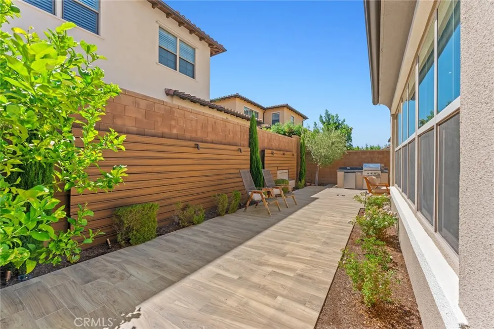 126 Abalone Irvine, CA 92620