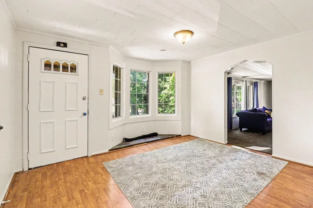 33700 Beechwood Street Westland City, MI 48185