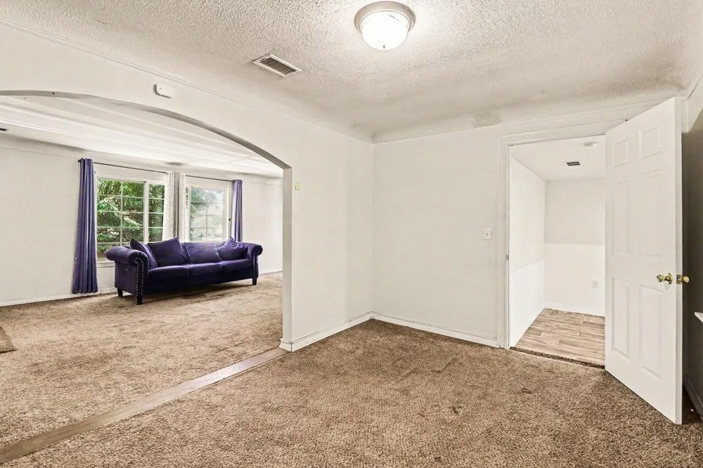33700 Beechwood Street Westland City, MI 48185