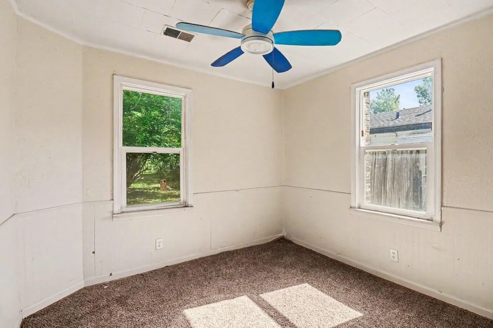 33700 Beechwood Street Westland City, MI 48185