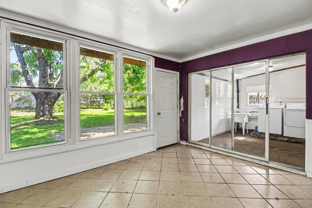 33700 Beechwood Street Westland City, MI 48185