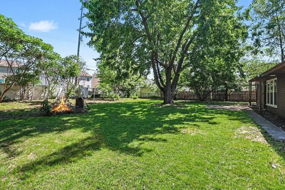 33700 Beechwood Street Westland City, MI 48185