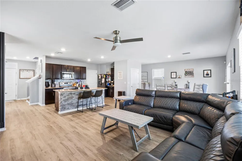 32688 CANYONLANDS DRIVE Wesley Chapel, FL 33543