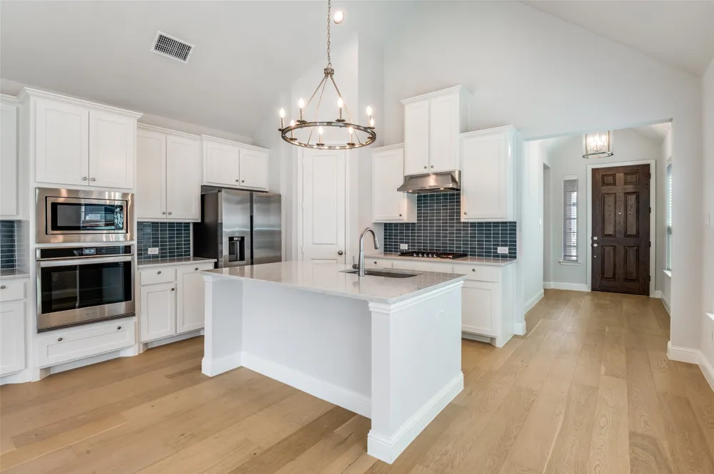 15621 Fringe Tree Road Frisco, TX 75035