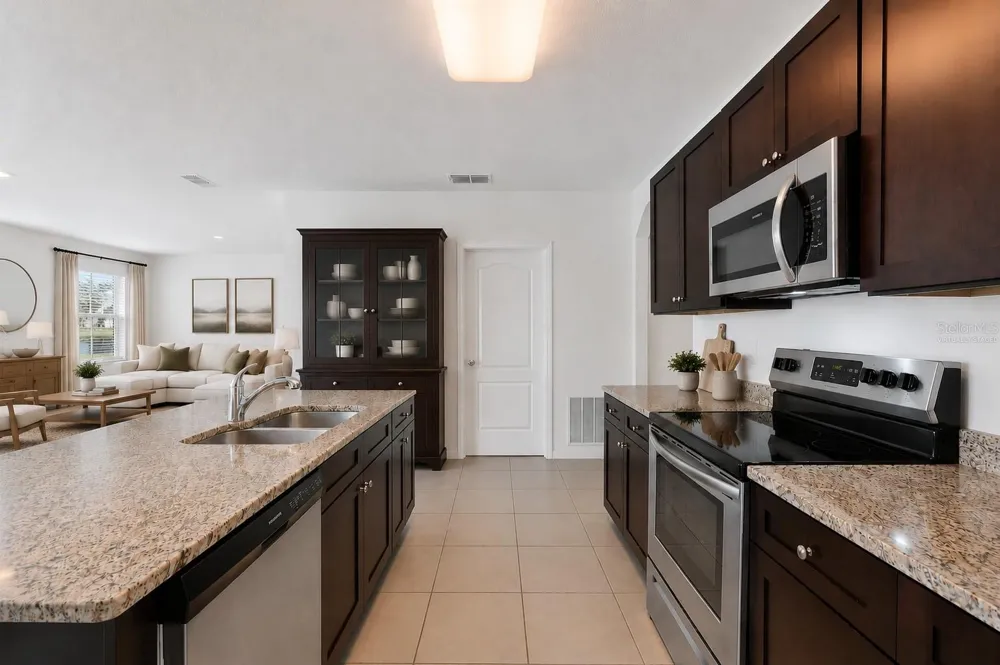 330 BRIAR PATCH LOOP Davenport, FL 33896