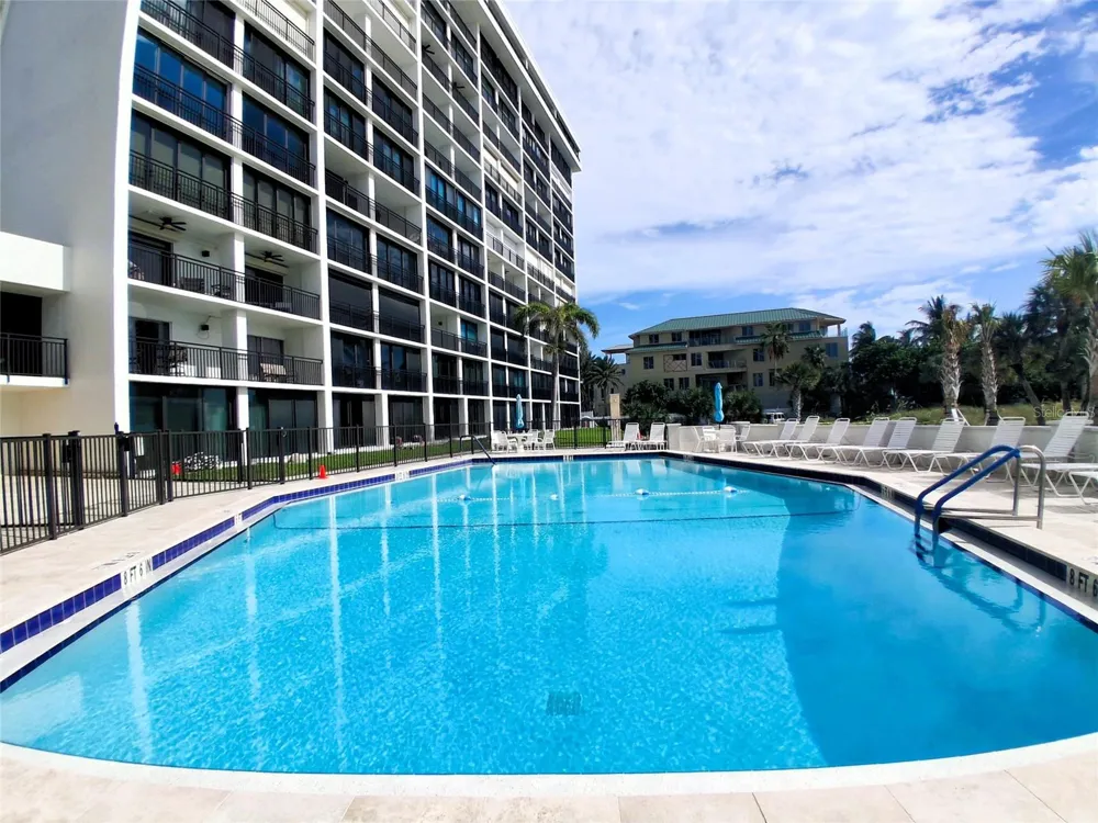 19 WHISPERING SANDS DRIVE #401 Sarasota, FL 34242