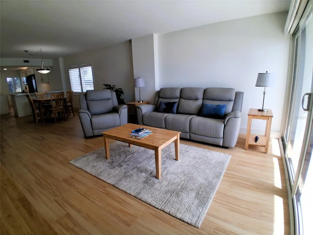 19 WHISPERING SANDS DRIVE #401 Sarasota, FL 34242