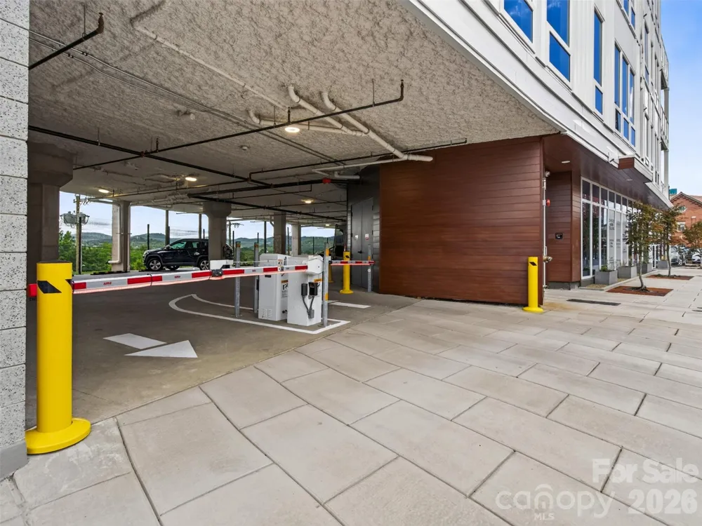 123 Haywood Street #404 Asheville, NC 28801