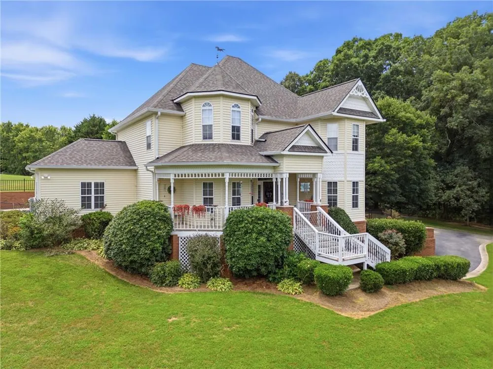 5301 Will Wheeler Road Murrayville, GA 30564