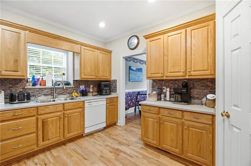 5301 Will Wheeler Road Murrayville, GA 30564