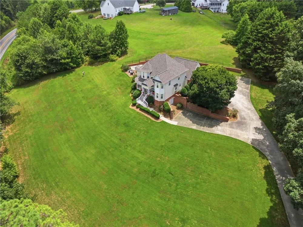 5301 Will Wheeler Road Murrayville, GA 30564