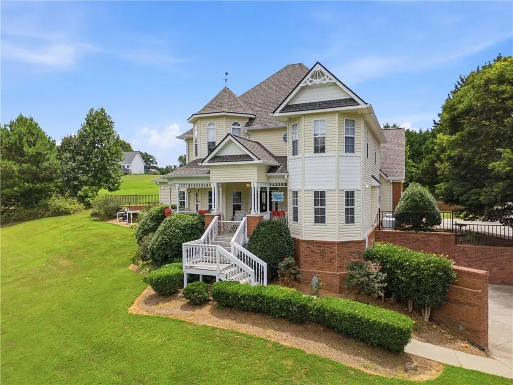 5301 Will Wheeler Road Murrayville, GA 30564