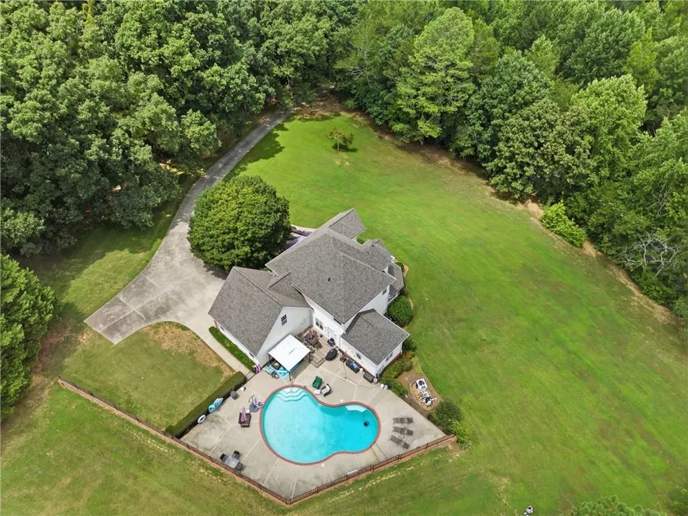 5301 Will Wheeler Road Murrayville, GA 30564