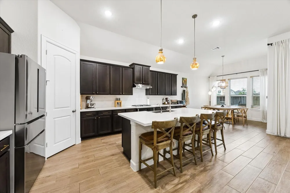 729 Maplewood League City, TX 77573