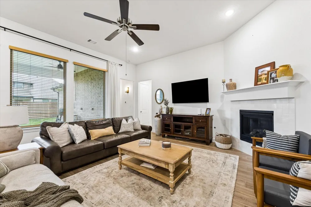 729 Maplewood League City, TX 77573