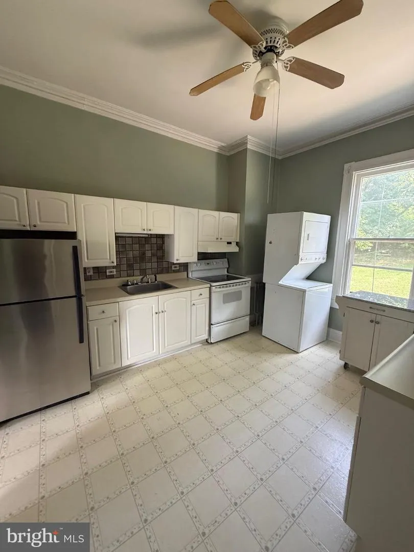 6408 BROOK AVENUE #B Baltimore, MD 21206