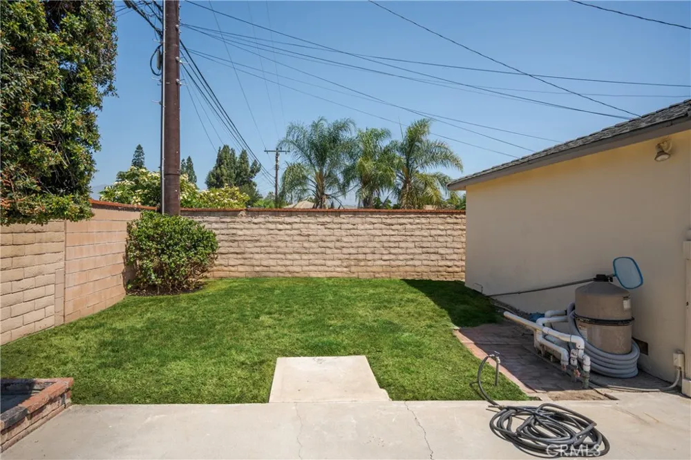727 S Fenimore Covina, CA 91723