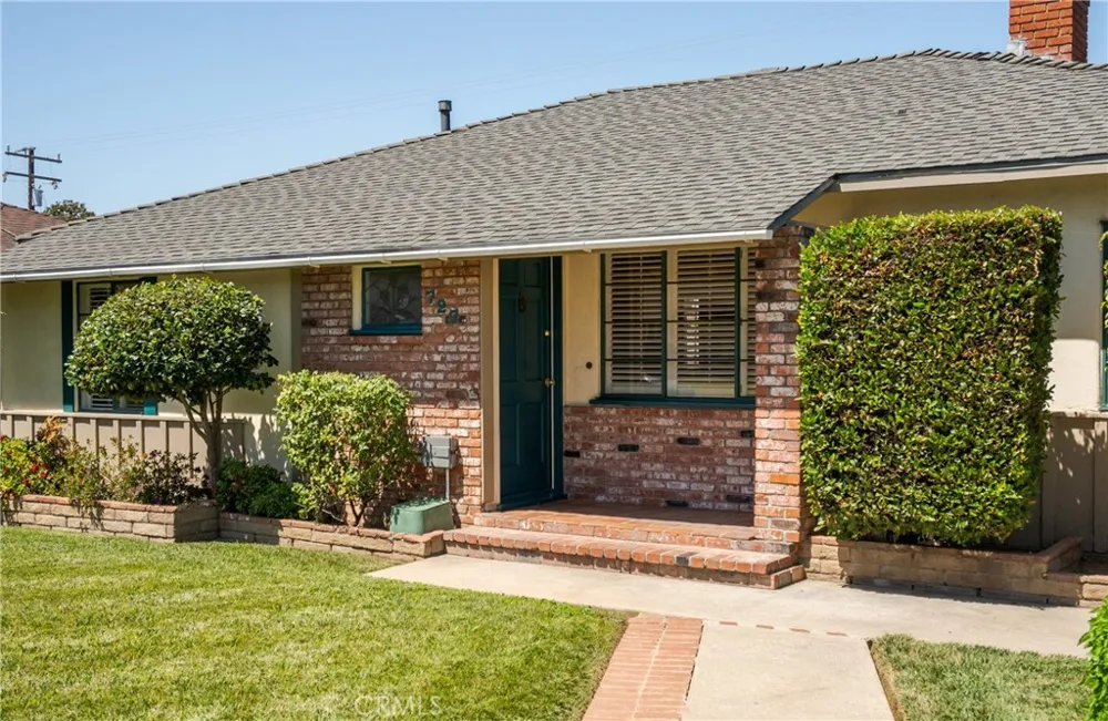 727 S Fenimore Covina, CA 91723