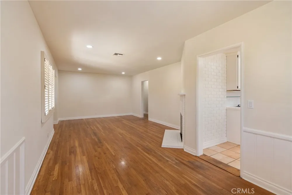 727 S Fenimore Covina, CA 91723