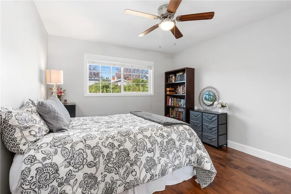 6609 Birchton Avenue West Hills, CA 91307