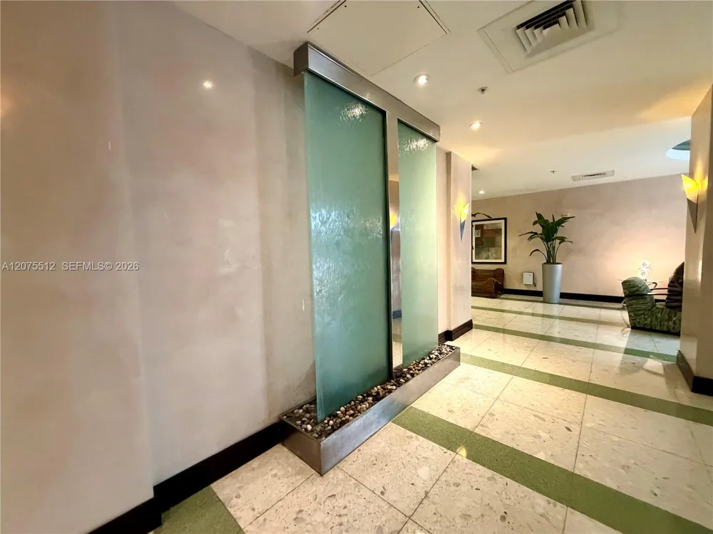 3901 S Ocean Dr #15O Hollywood, FL 33019