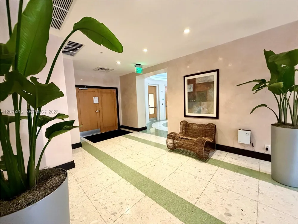 3901 S Ocean Dr #15O Hollywood, FL 33019