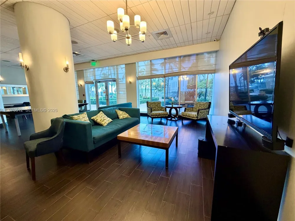 3901 S Ocean Dr #15O Hollywood, FL 33019