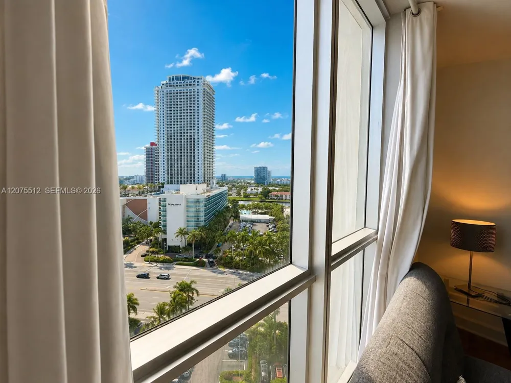 3901 S Ocean Dr #15O Hollywood, FL 33019