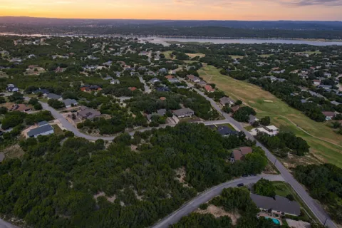 3806 Cedar Glen