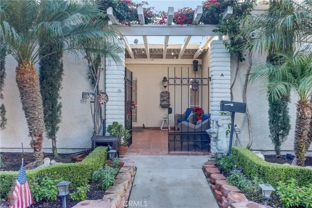 2063 Via Mariposa East #A Laguna Woods, CA 92637