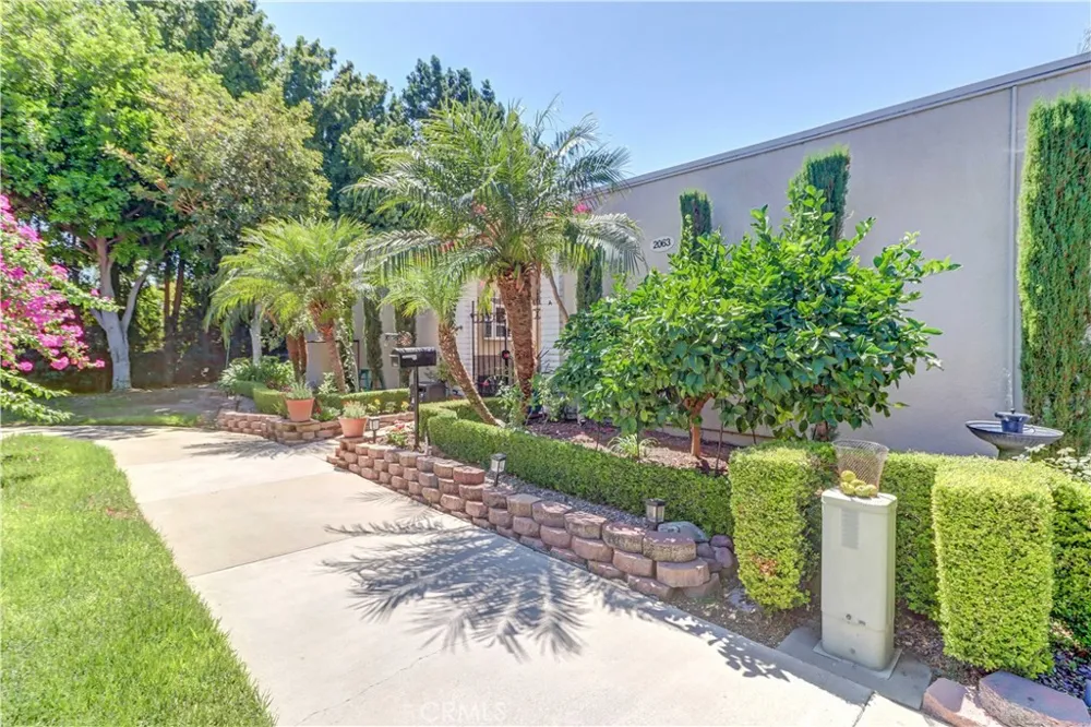 2063 Via Mariposa East #A Laguna Woods, CA 92637