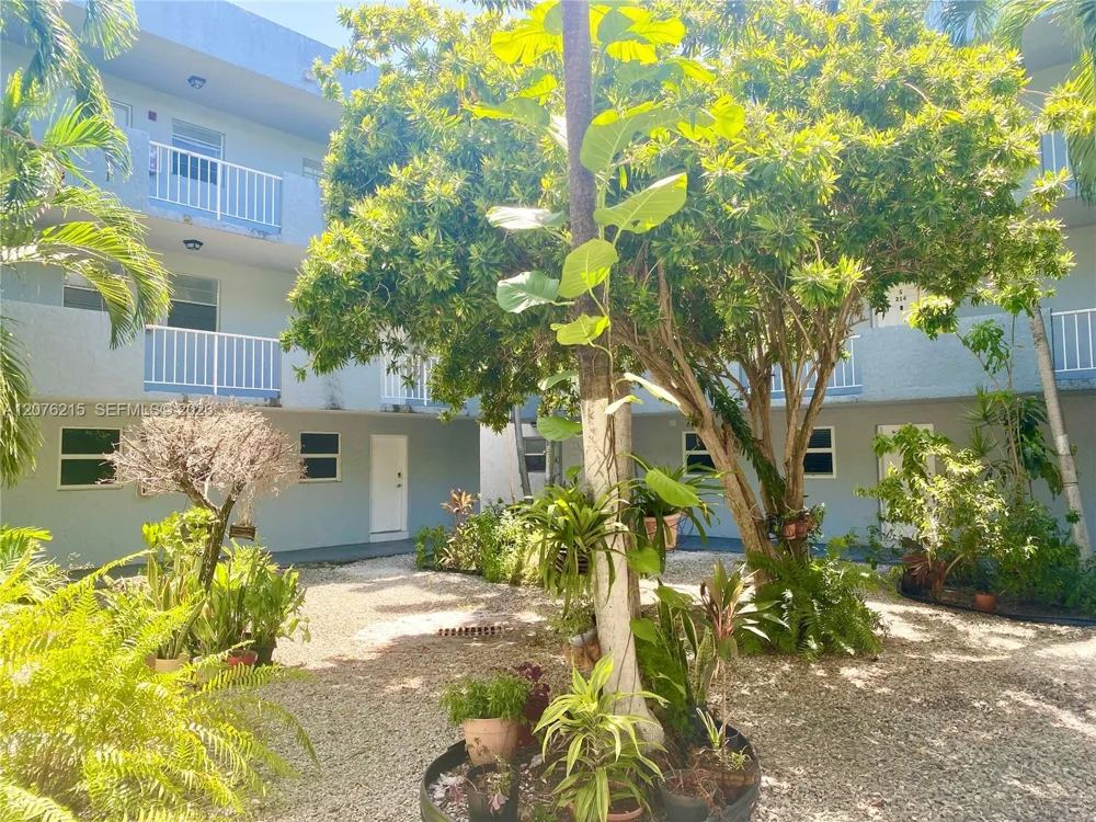 6095 W 18th Ave #S314 Hialeah, FL 33012
