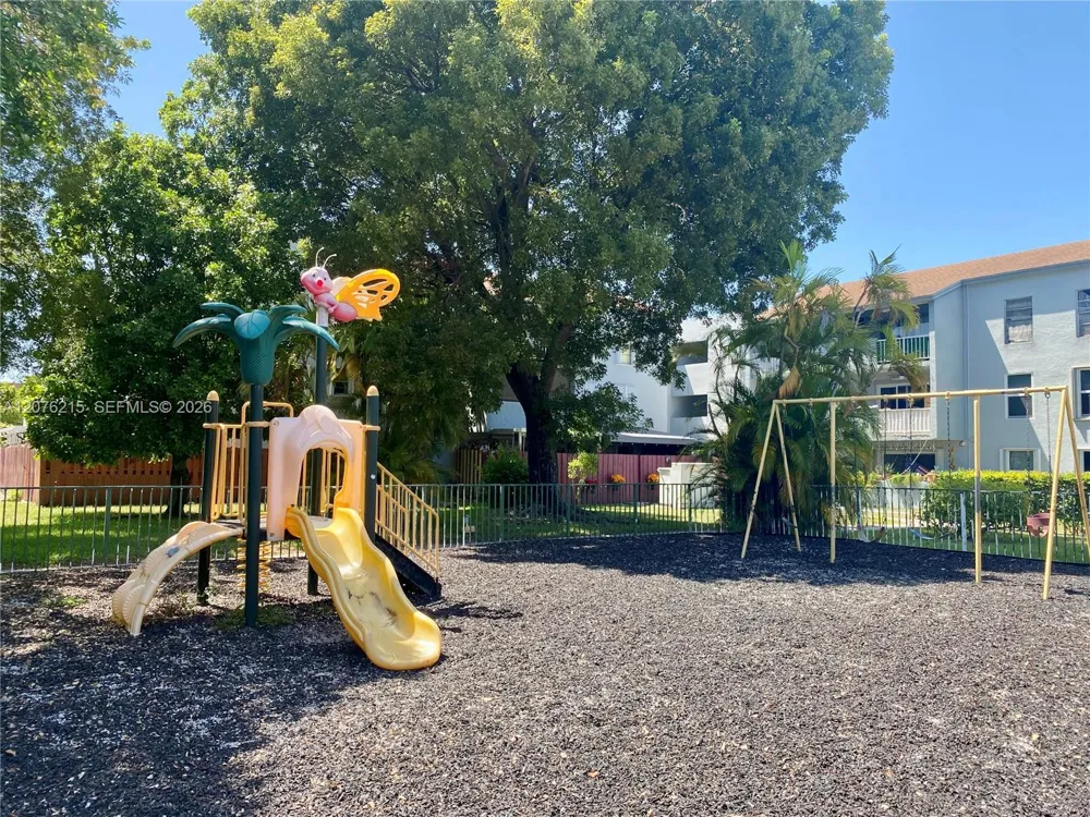 6095 W 18th Ave #S314 Hialeah, FL 33012