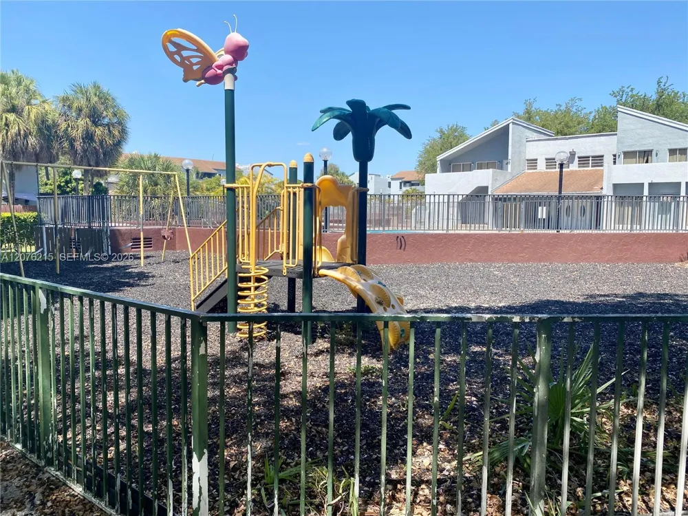 6095 W 18th Ave #S314 Hialeah, FL 33012