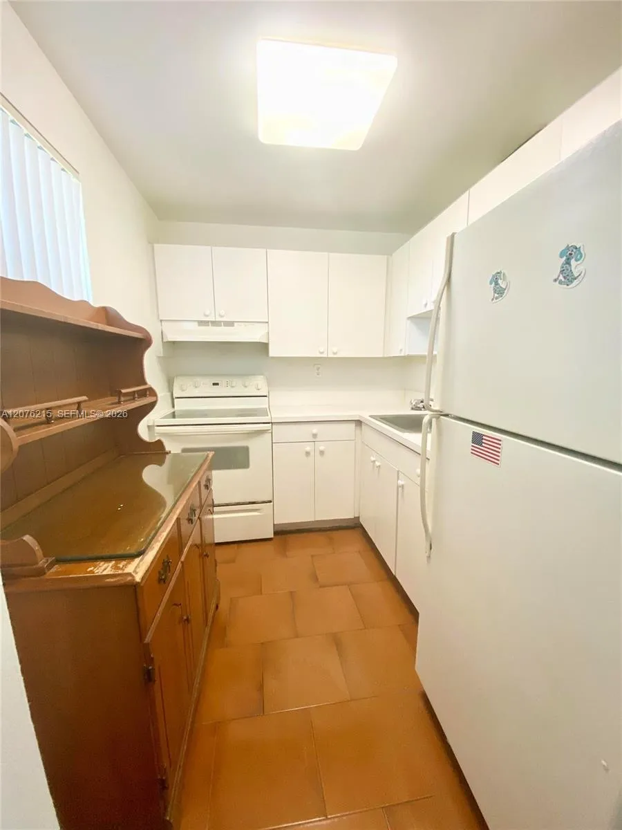 6095 W 18th Ave #S314 Hialeah, FL 33012