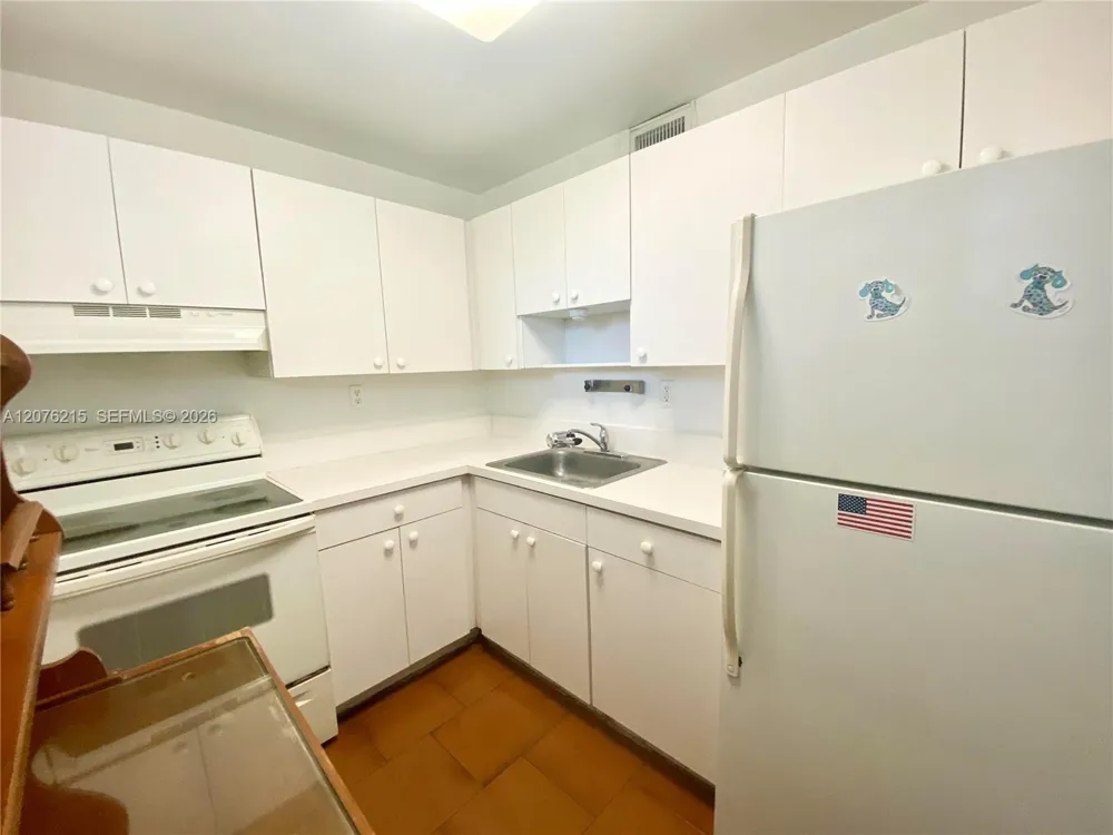 6095 W 18th Ave #S314 Hialeah, FL 33012