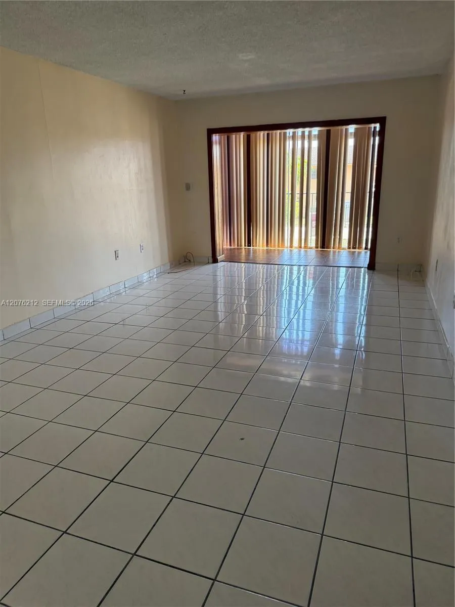 1855 W 60th St #249 Hialeah, FL 33012