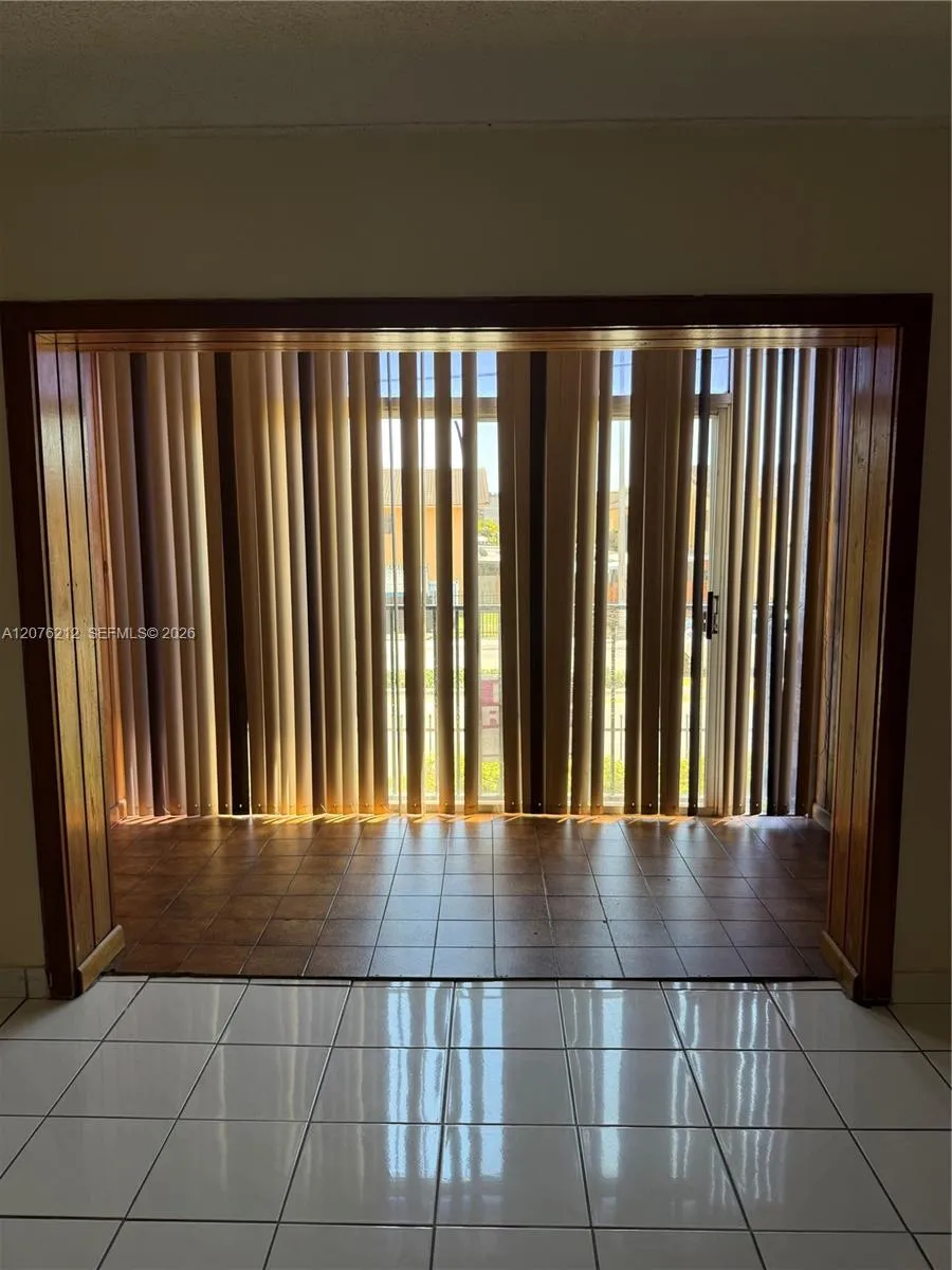 1855 W 60th St #249 Hialeah, FL 33012