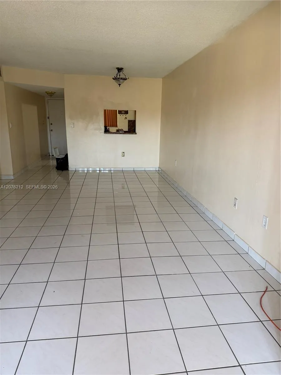 1855 W 60th St #249 Hialeah, FL 33012