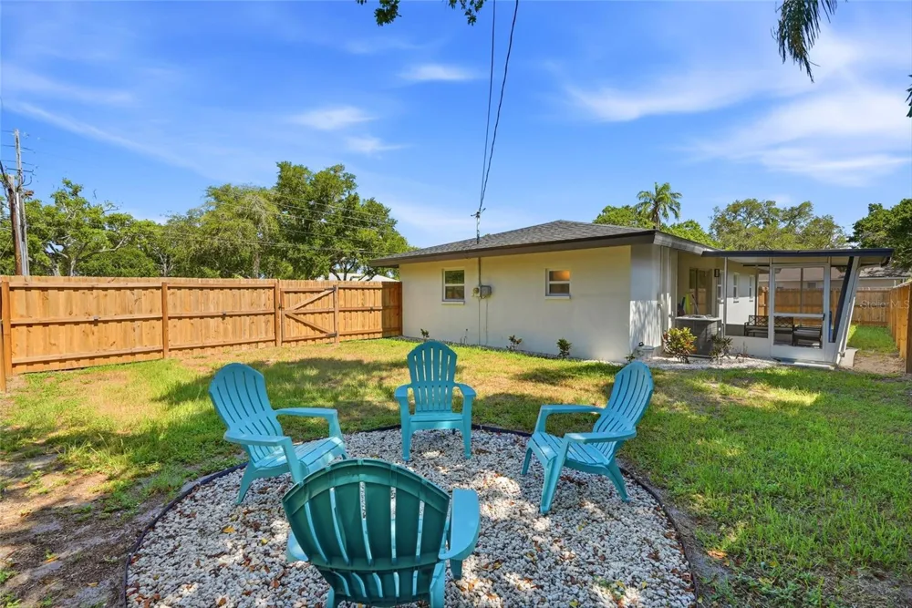 2117 HERCULES AVENUE Clearwater, FL 33763
