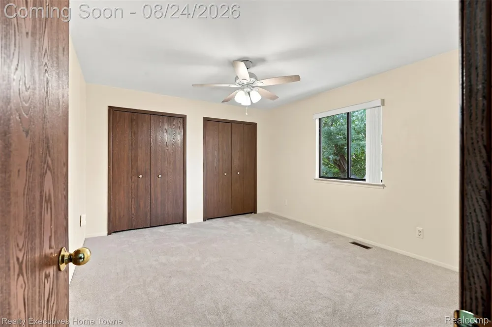 40830 Highpointe Drive #17 Clinton Charter Township, MI 48038