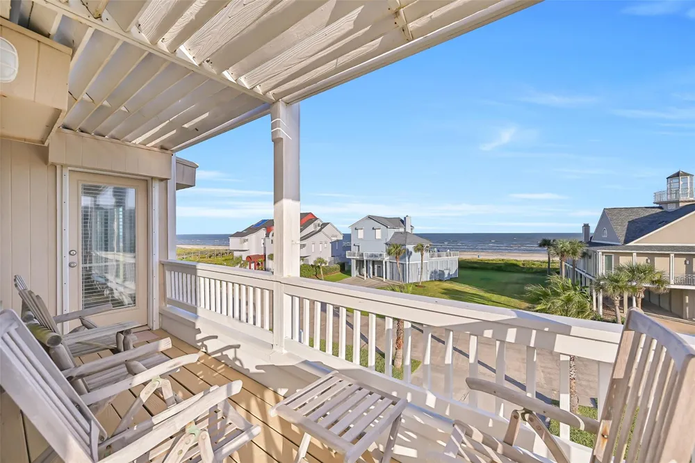 19131 Kahala Drive Galveston, TX 77554