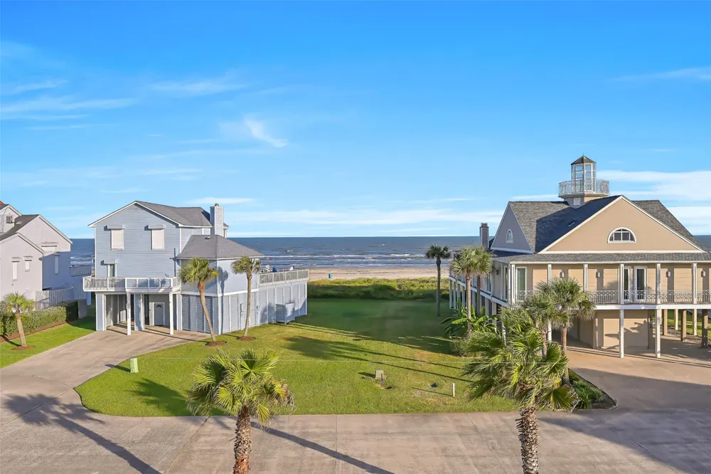 19131 Kahala Drive Galveston, TX 77554