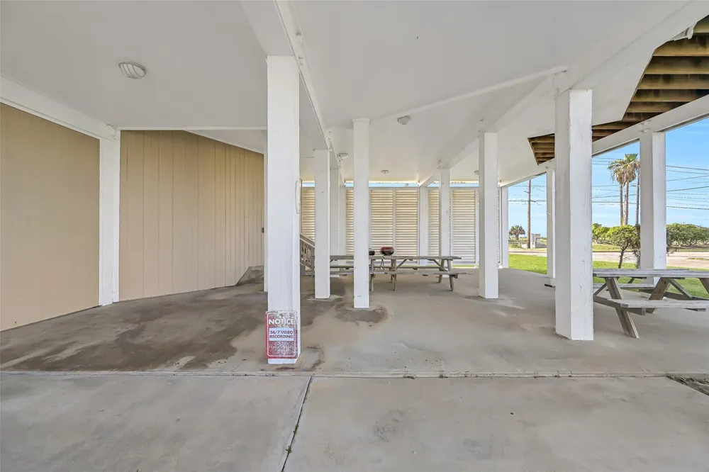 19131 Kahala Drive Galveston, TX 77554