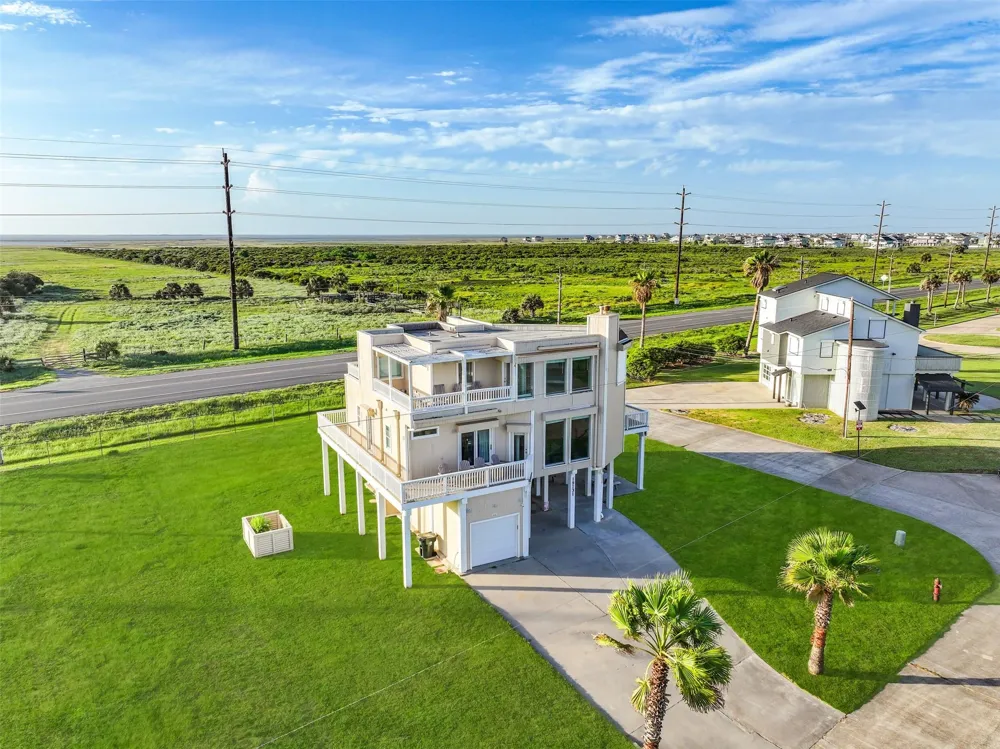 19131 Kahala Drive Galveston, TX 77554