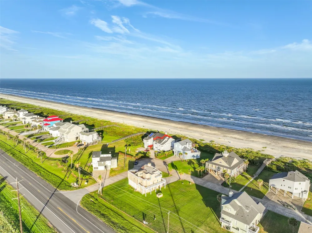 19131 Kahala Drive Galveston, TX 77554