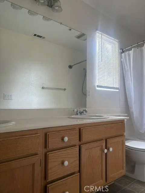 464 Middlebury Court Claremont, CA 91711