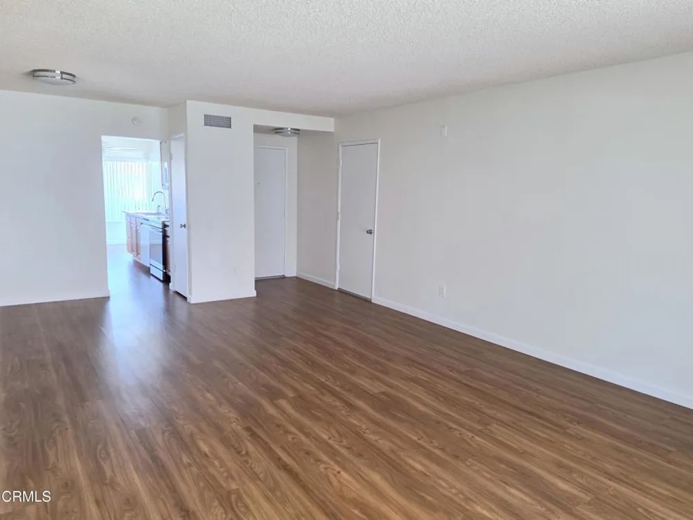 7315 Village 7 Camarillo, CA 93012