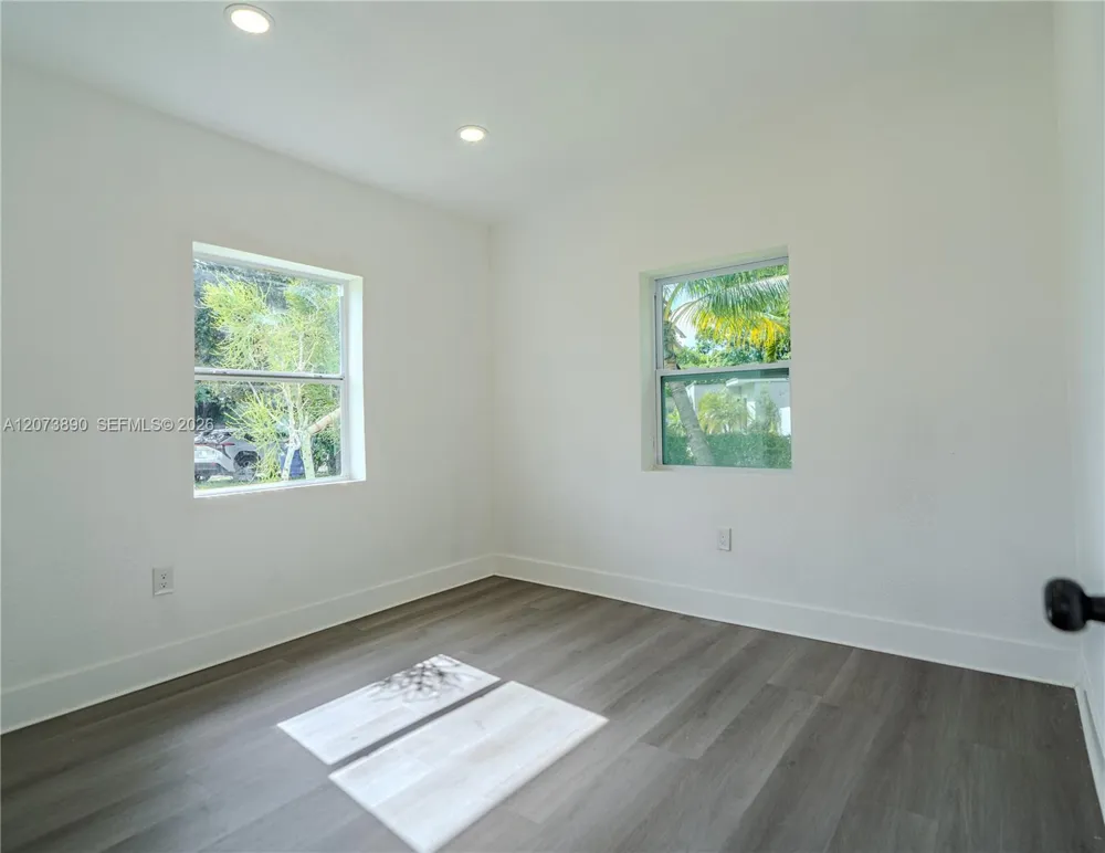 16400 NW 23rd Ct Miami Gardens, FL 33054