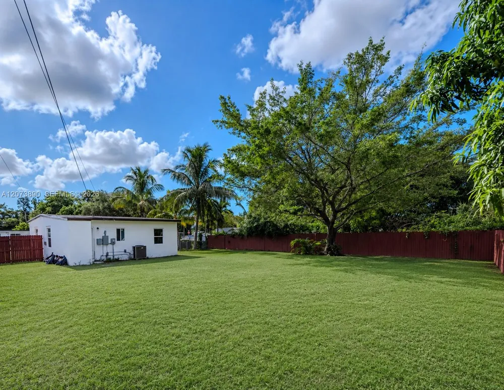 16400 NW 23rd Ct Miami Gardens, FL 33054